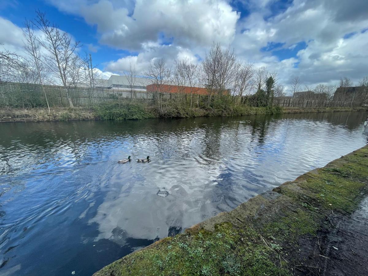 Marine Viewing 2 Bedrooms Flat Manchester Eksteriør bilde